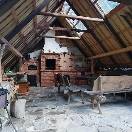Na Pukancu Ii Bed & Breakfast